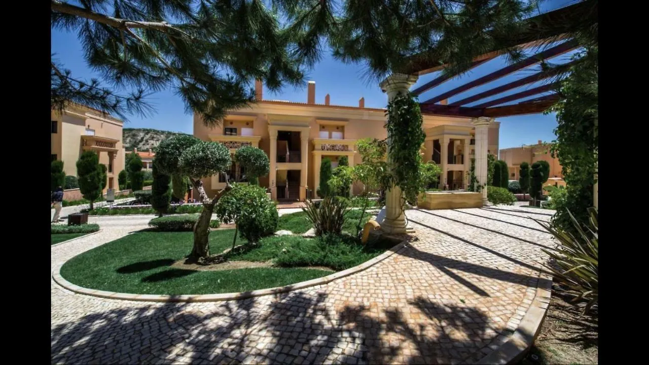 Luz Beach Luxury Apartment 0*,  Portugal