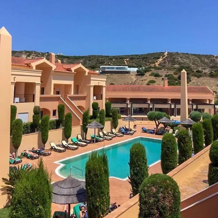 Luz Beach Luxury Apartment 0*,  Portugal